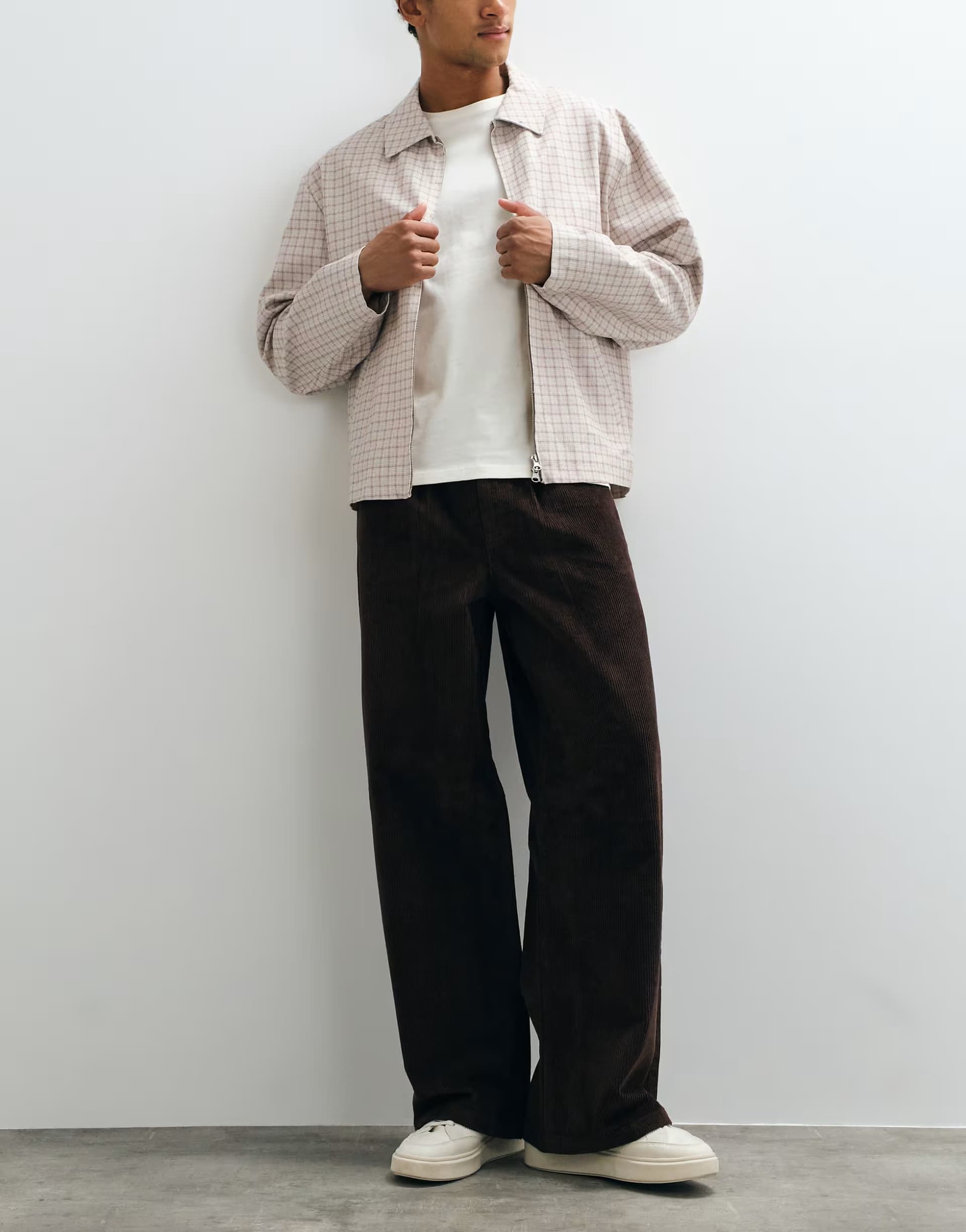 ASOS ASOS DESIGN loose corduroy trousers in brown
