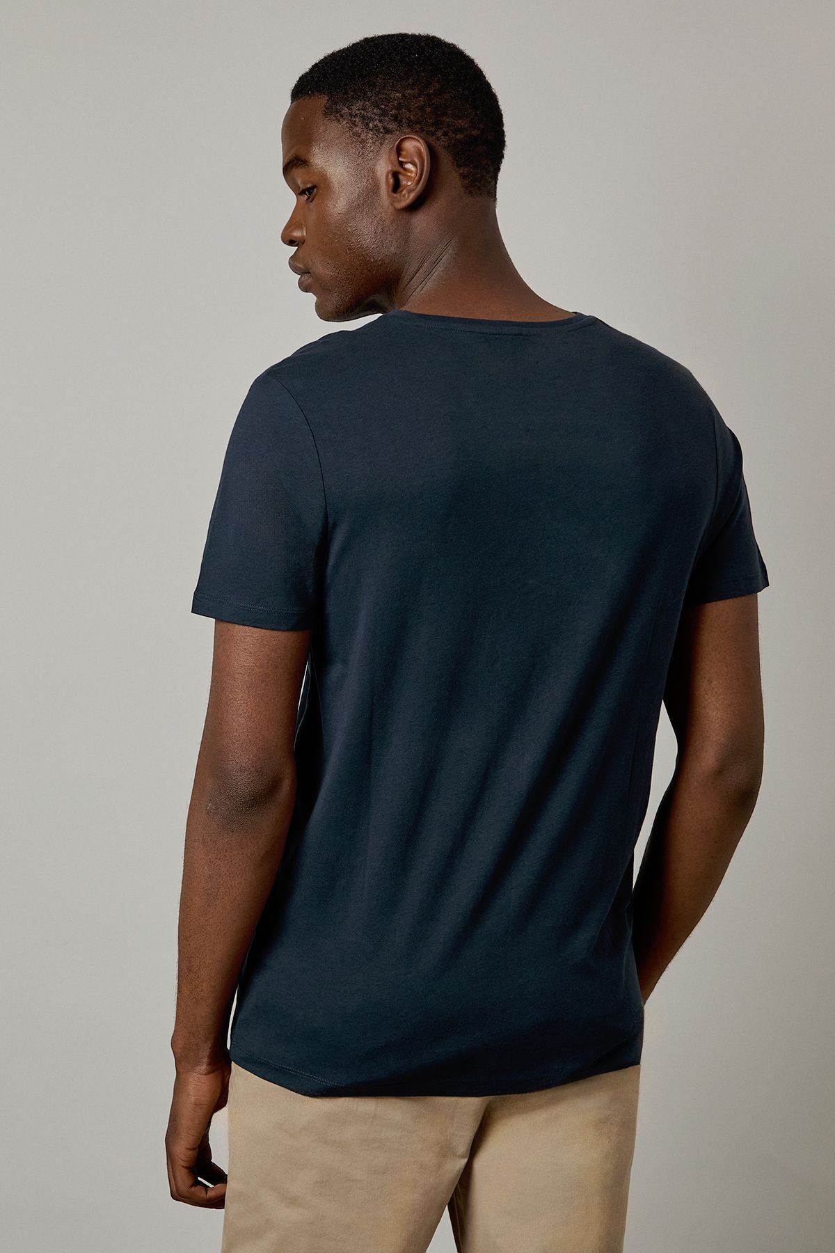 Burton Burton Men's Navy Plain V Neck T-Shirt - 4