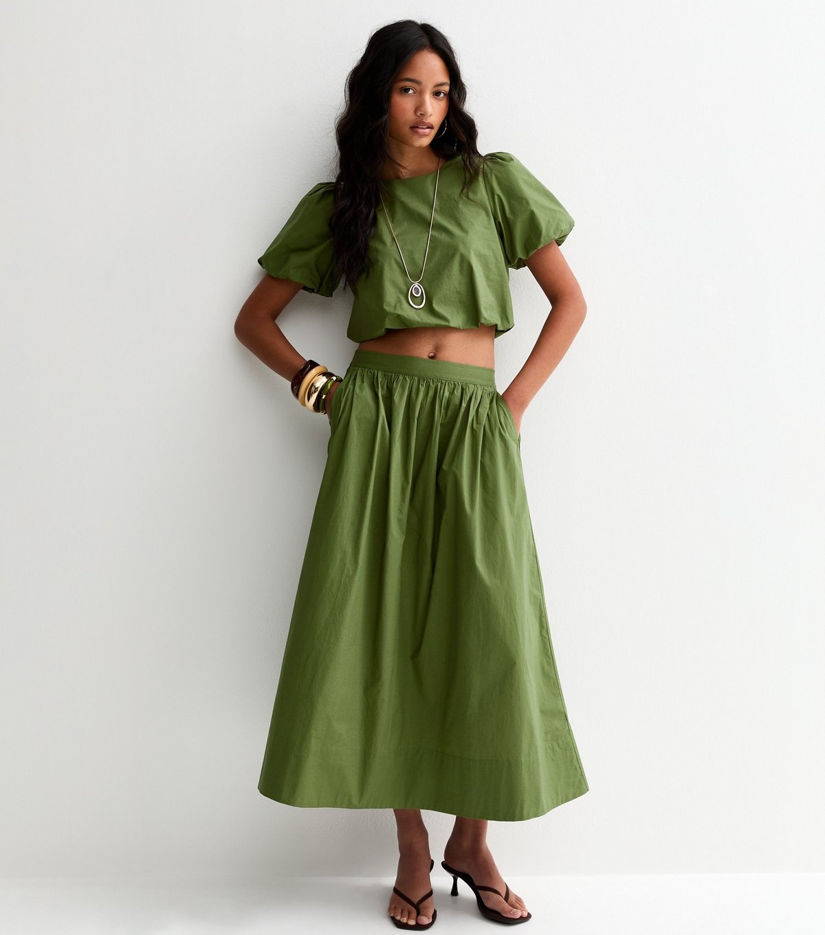 New Look Women's Green Poplin Bubble Hem Crop Top New Look - 3