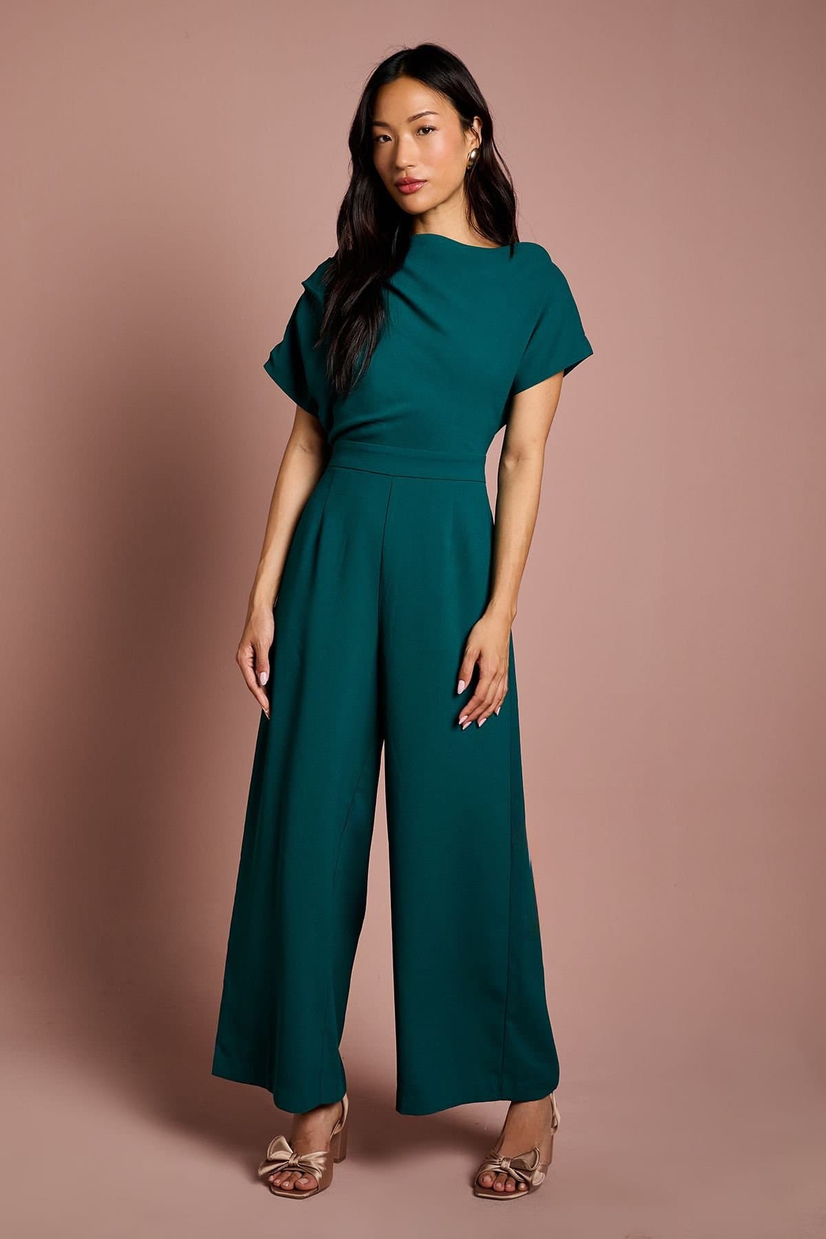 Coast Coast Women's Petite Pleat Off-The Shoulder Jumpsuit in Emerald