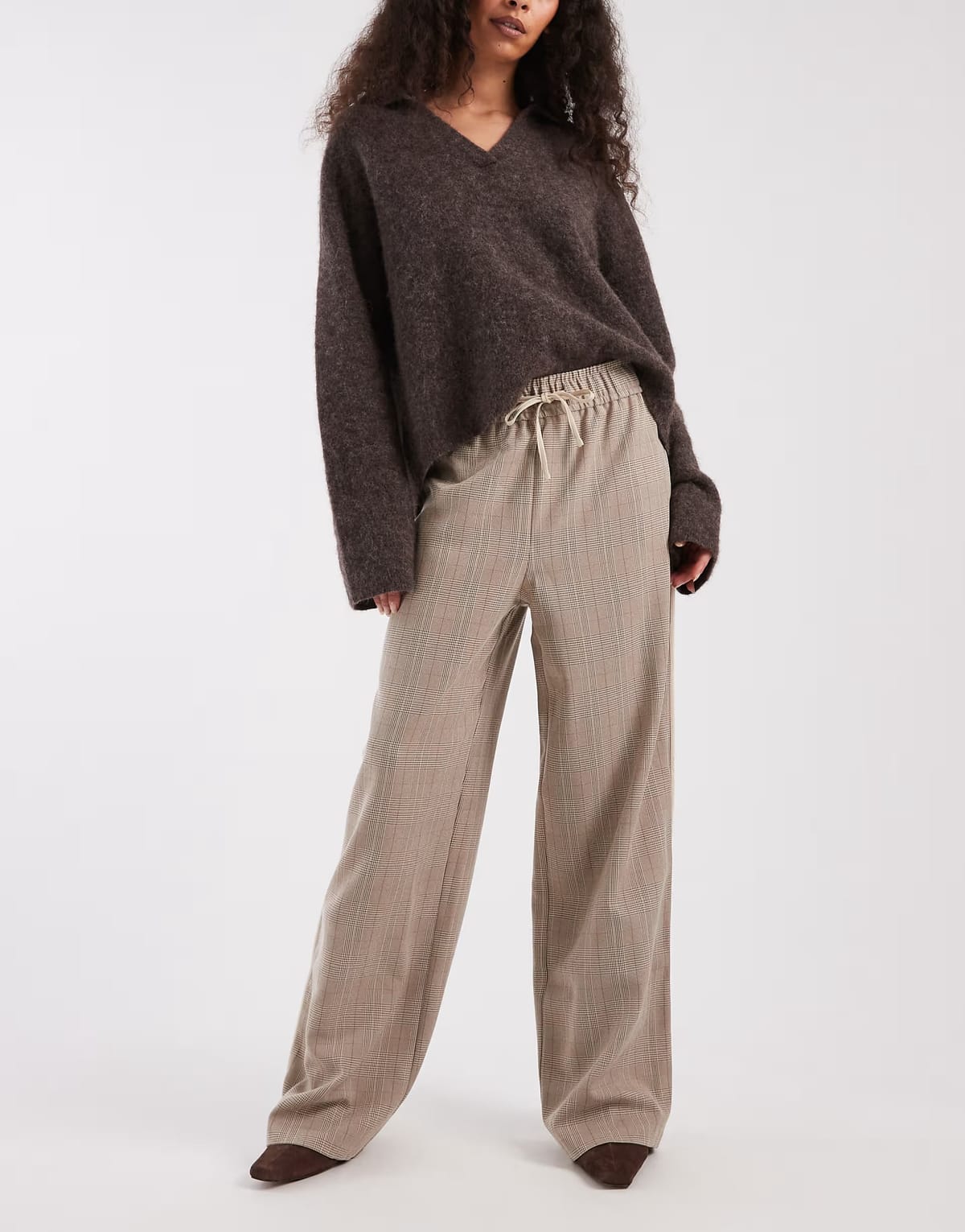 ASOS New Look check wide leg trousers with piping in brown - 1
