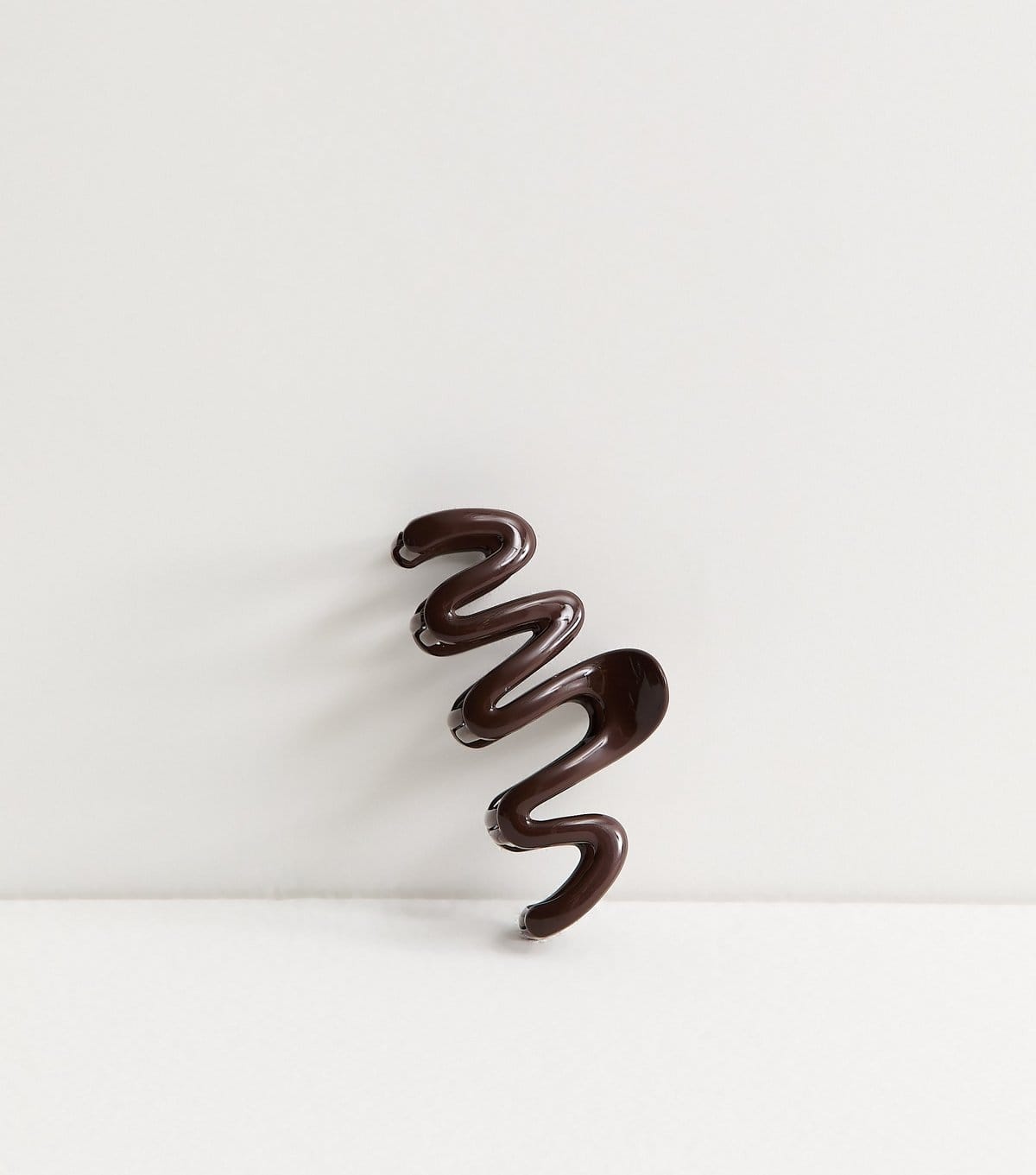 New Look Dark Brown Squiggle Hair Claw Clip New Look - 1