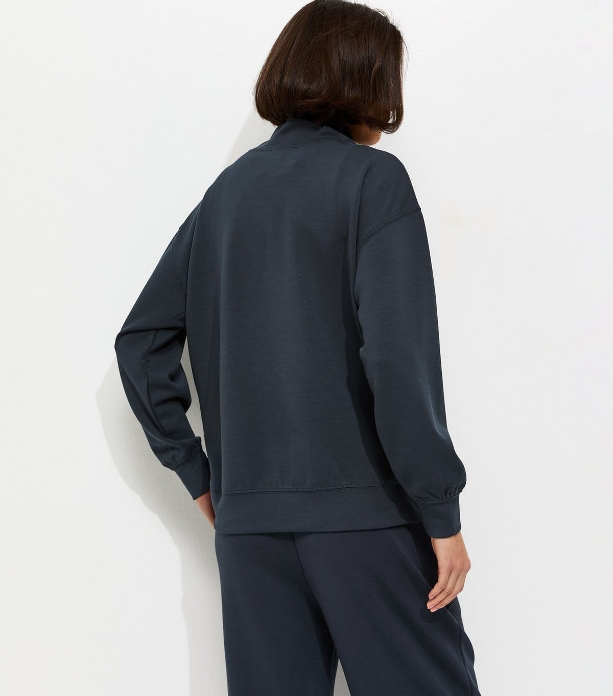 New Look Women's Premium Black Quarter Zip Sweatshirt New Look - 4