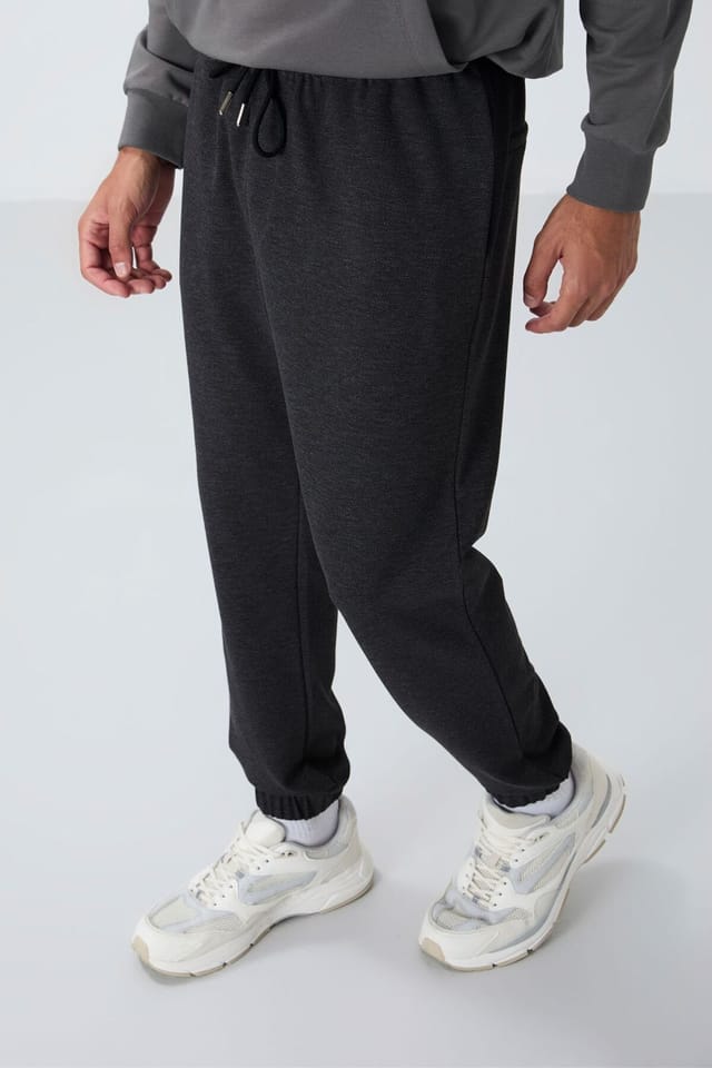 Tommy Life Tommy Life Men's Regular Fit Fleece Sweatpants in Charcoal - 2