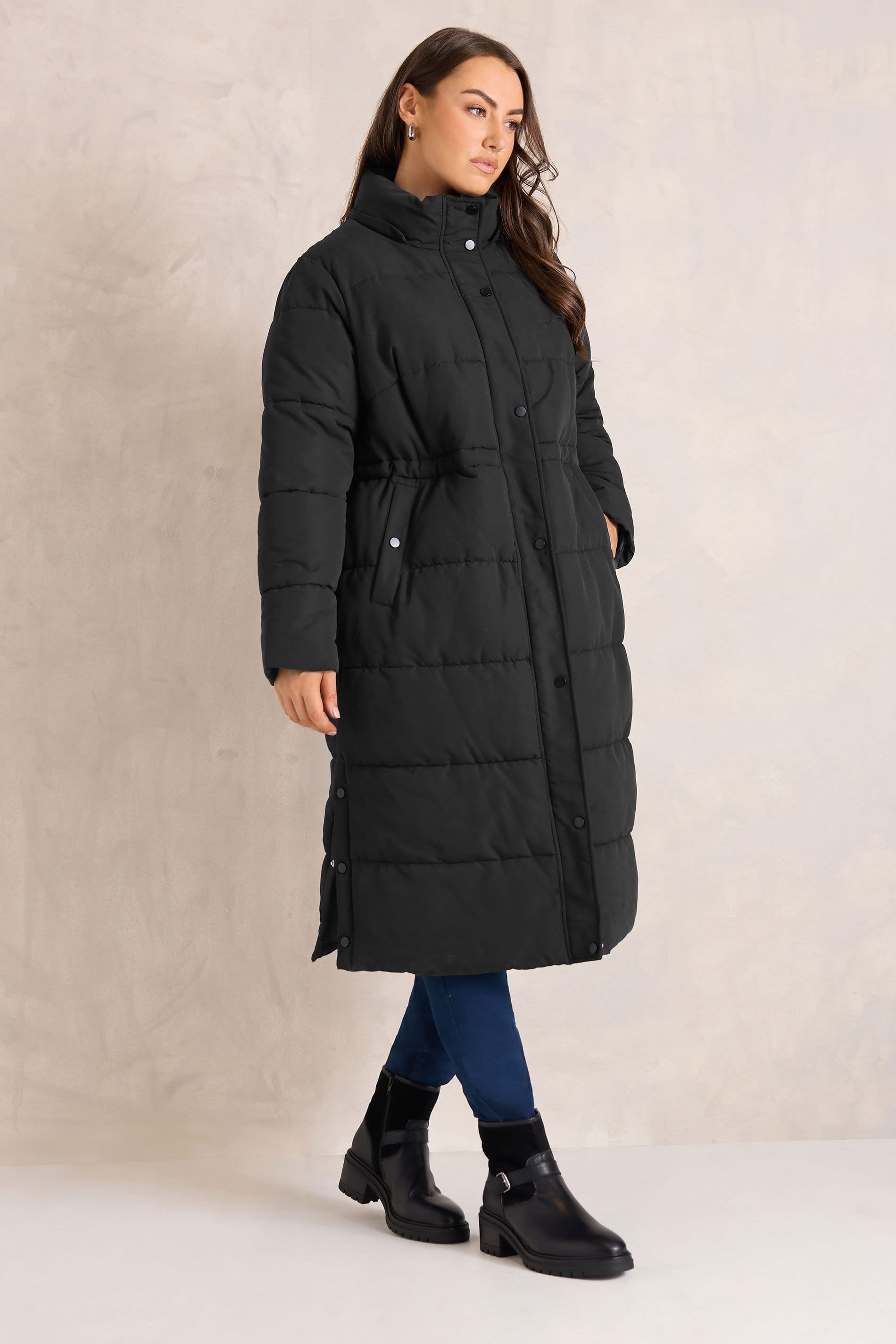 Evans Evans Women's Puffer Coat in Black - 4