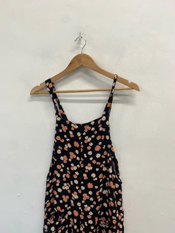 New Look Gorgeous new look black pink floral dungarees UK 12 KG557