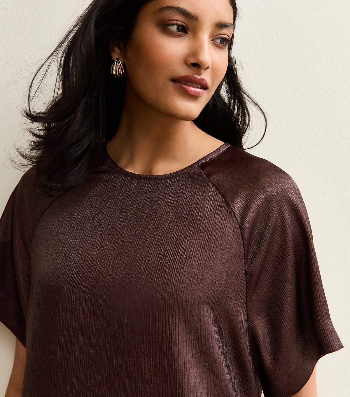 New Look Burgundy Textured Satin Crew Neck Top