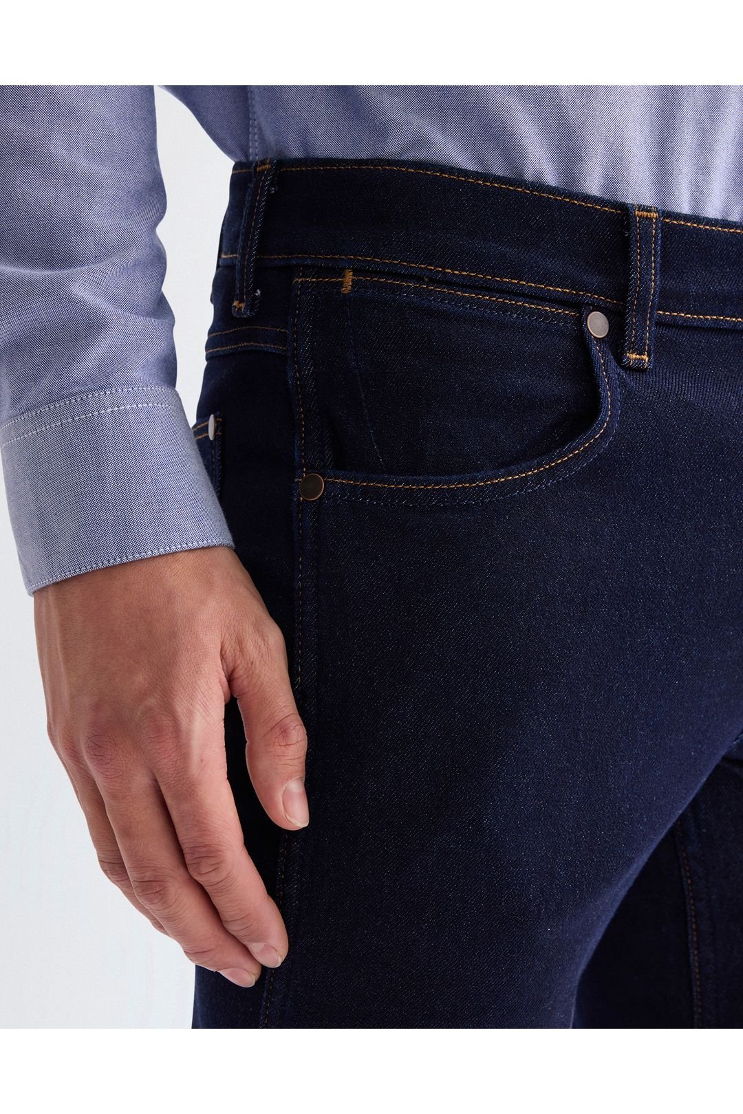 Wrangler Wrangler Men's Greensboro Straight Fit Jeans Moonlight Rinse in Blue - 3