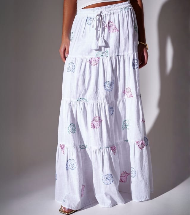 South Beach Women's White Embroidered Seashell Tiered Maxi Skirt South Beach New Look - 3