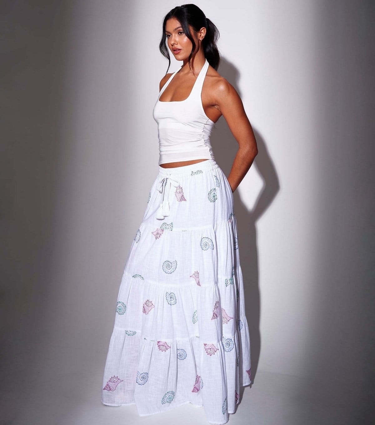 South Beach Women's White Embroidered Seashell Tiered Maxi Skirt South Beach New Look - 4
