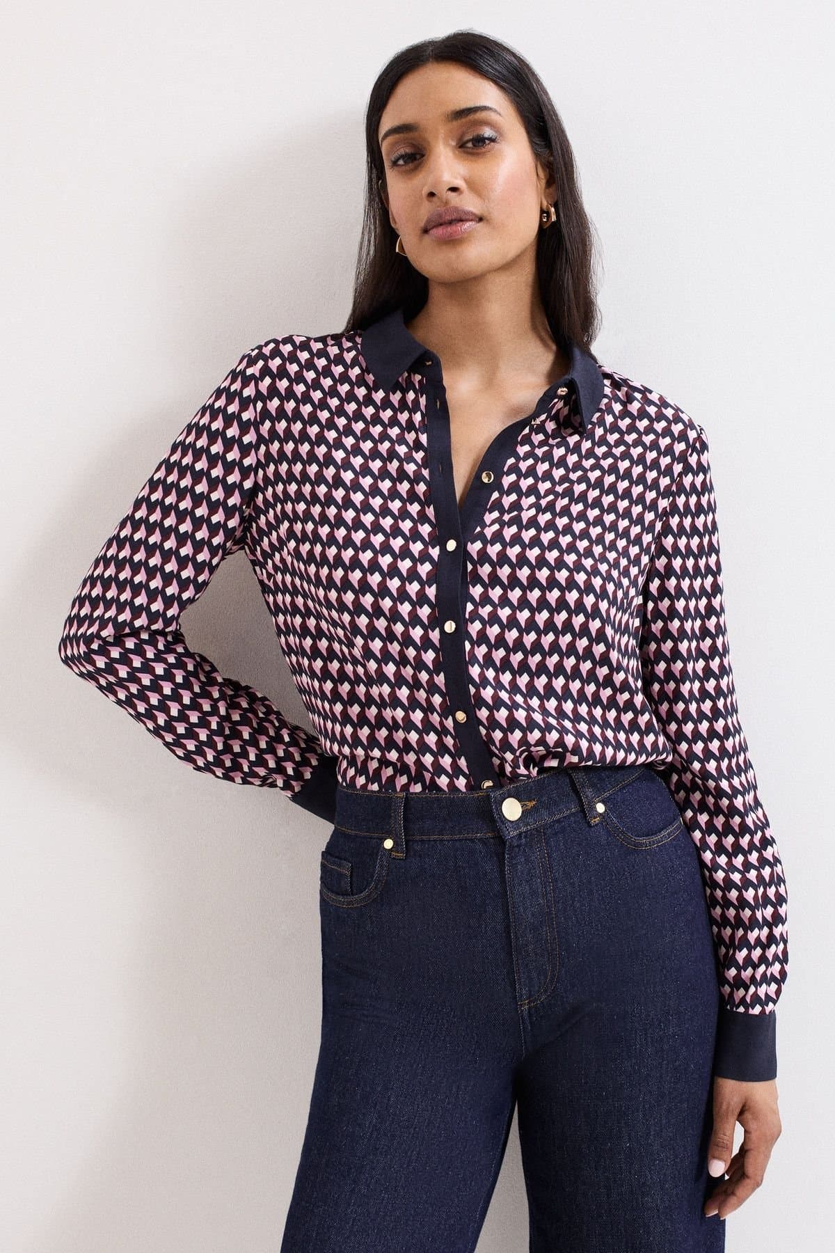 Phase Eight Phase Eight Women's Briar Geo Print Shirt in Dusty Pink