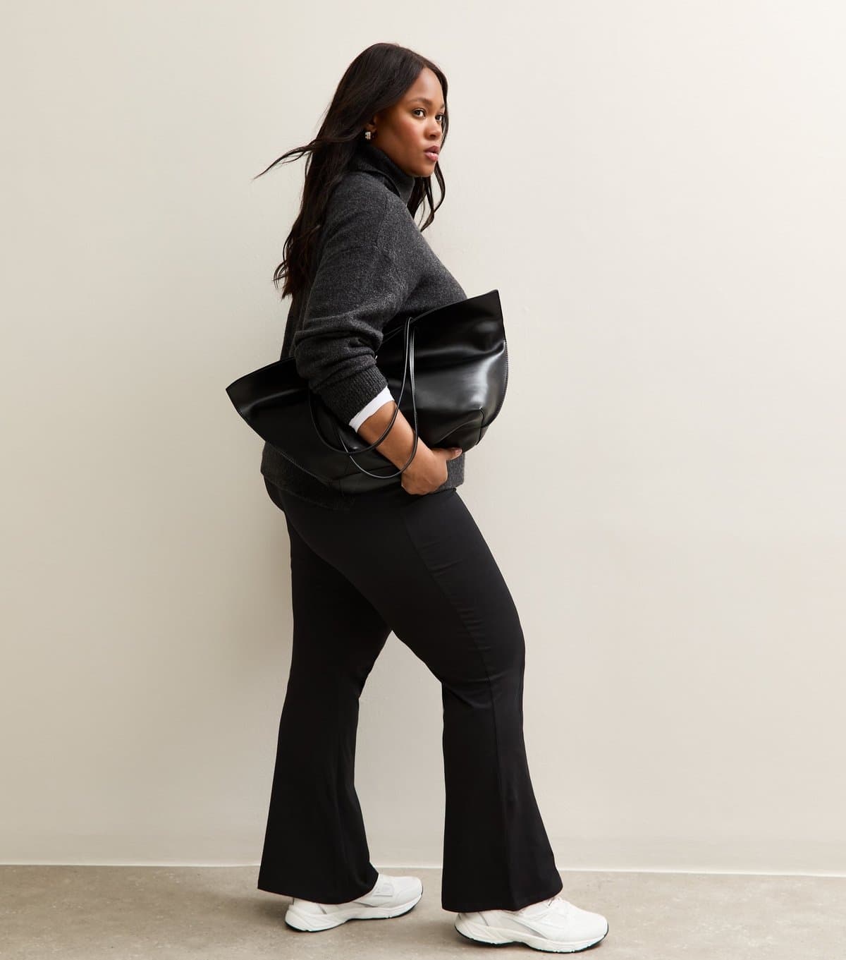 New Look Women's Plus Size Black Kick Flare Leggings Curves New Look