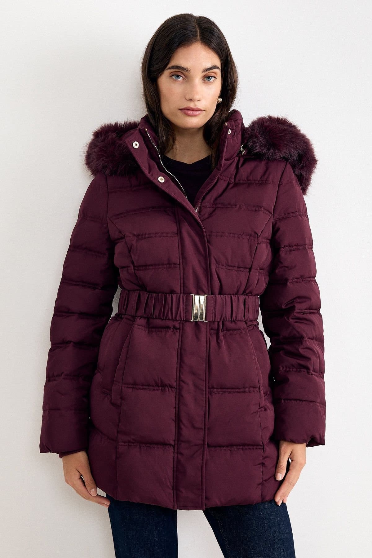 Phase Eight Phase Eight Women's Dixie Short Puffer in Wine
