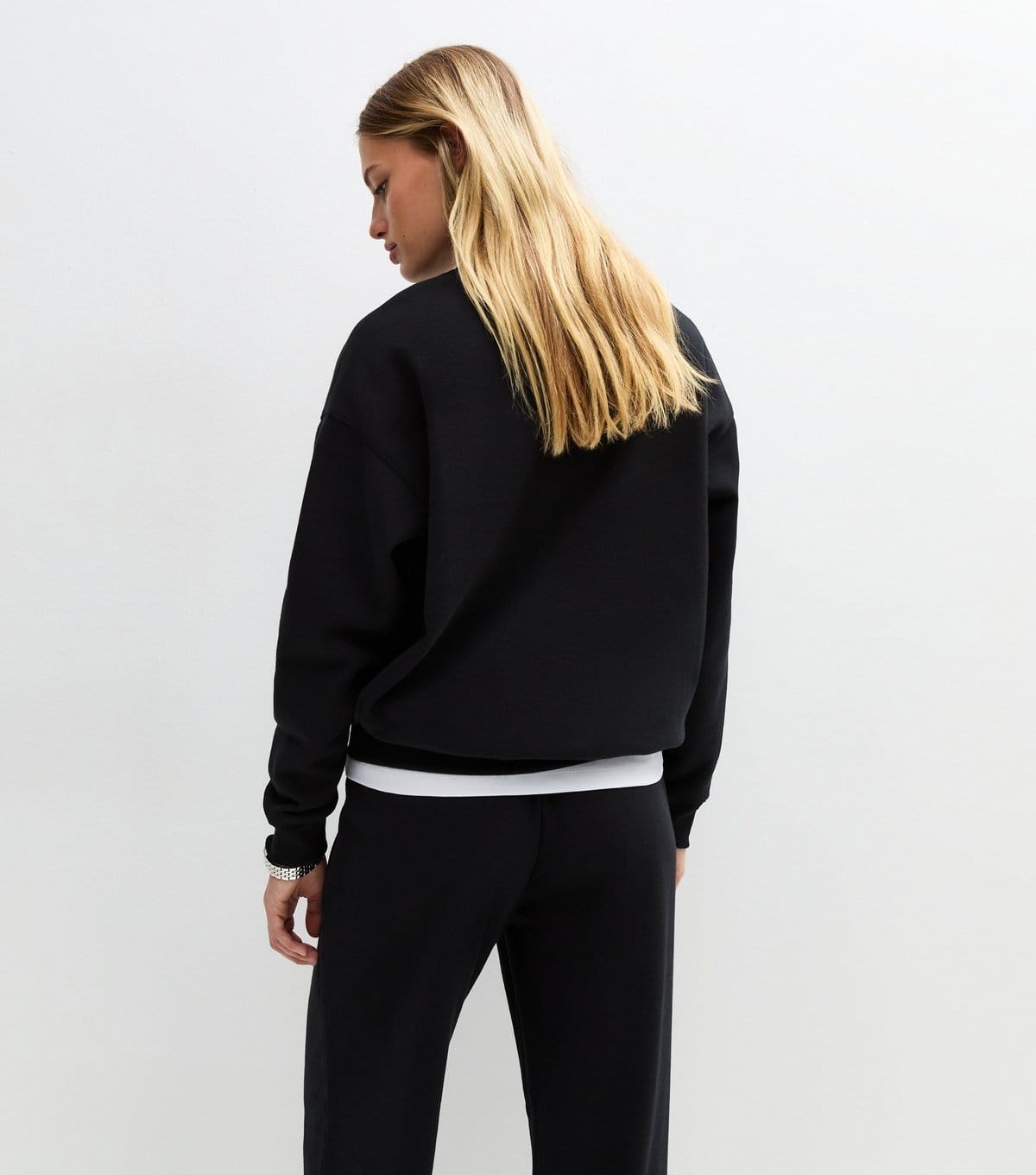 New Look Women's Black Jersey Crew Neck Sweatshirt New Look - 4