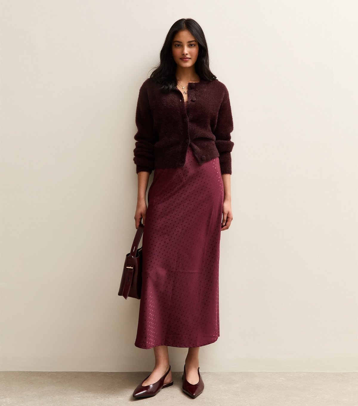New Look Women's Burgundy Spot Jacquard Satin Bias Cut Midi Skirt New Look - 3