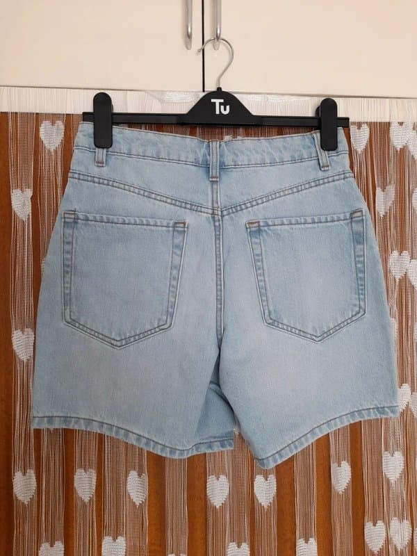 ASOS Design Brand New Without Tags ASOS Design light blue denim dad shorts - Size 8