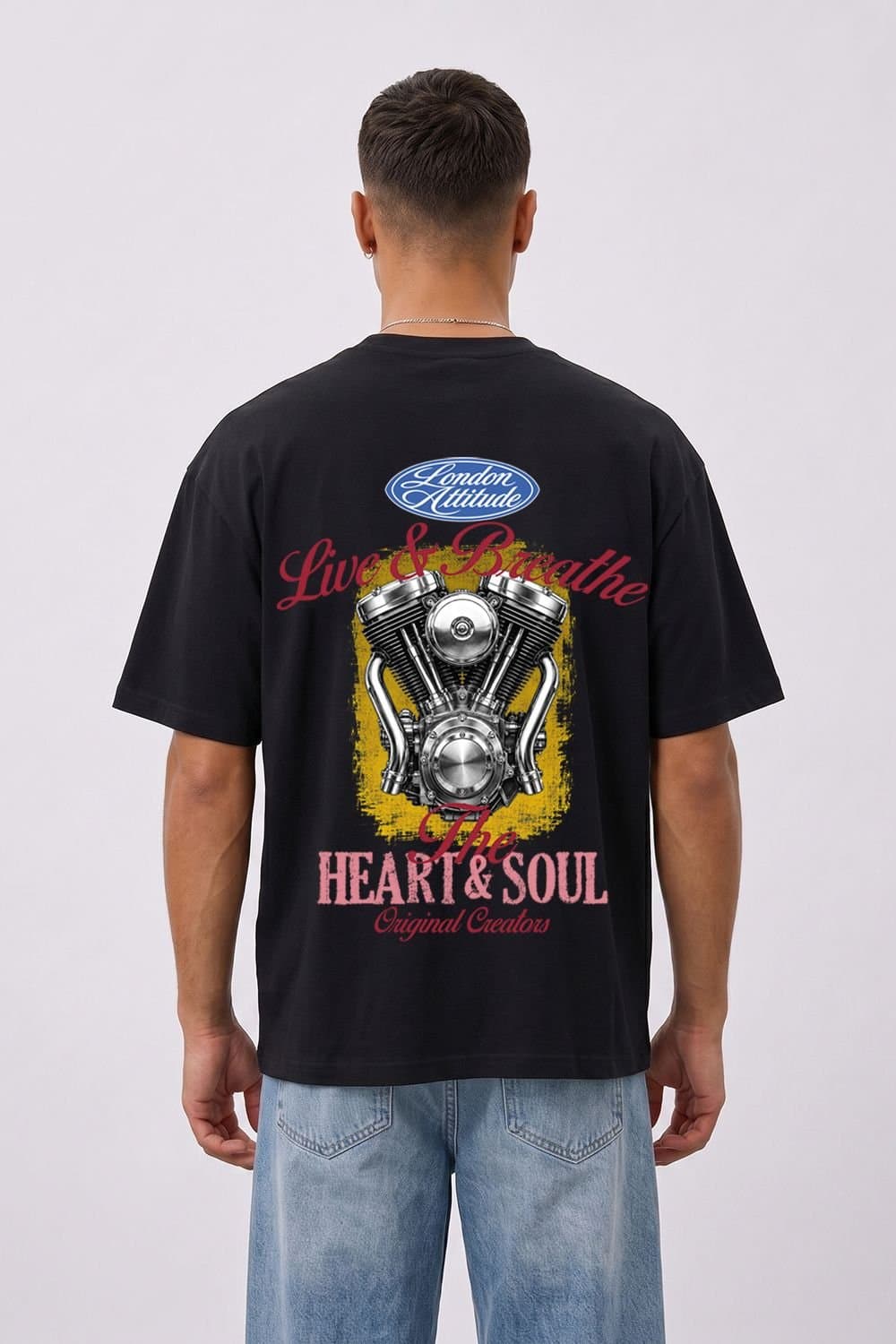 LONDON ATTITUDE LONDON ATTITUDE Men's Heart & Soul Oversized Heavyweight Printed T-Shirt in Black