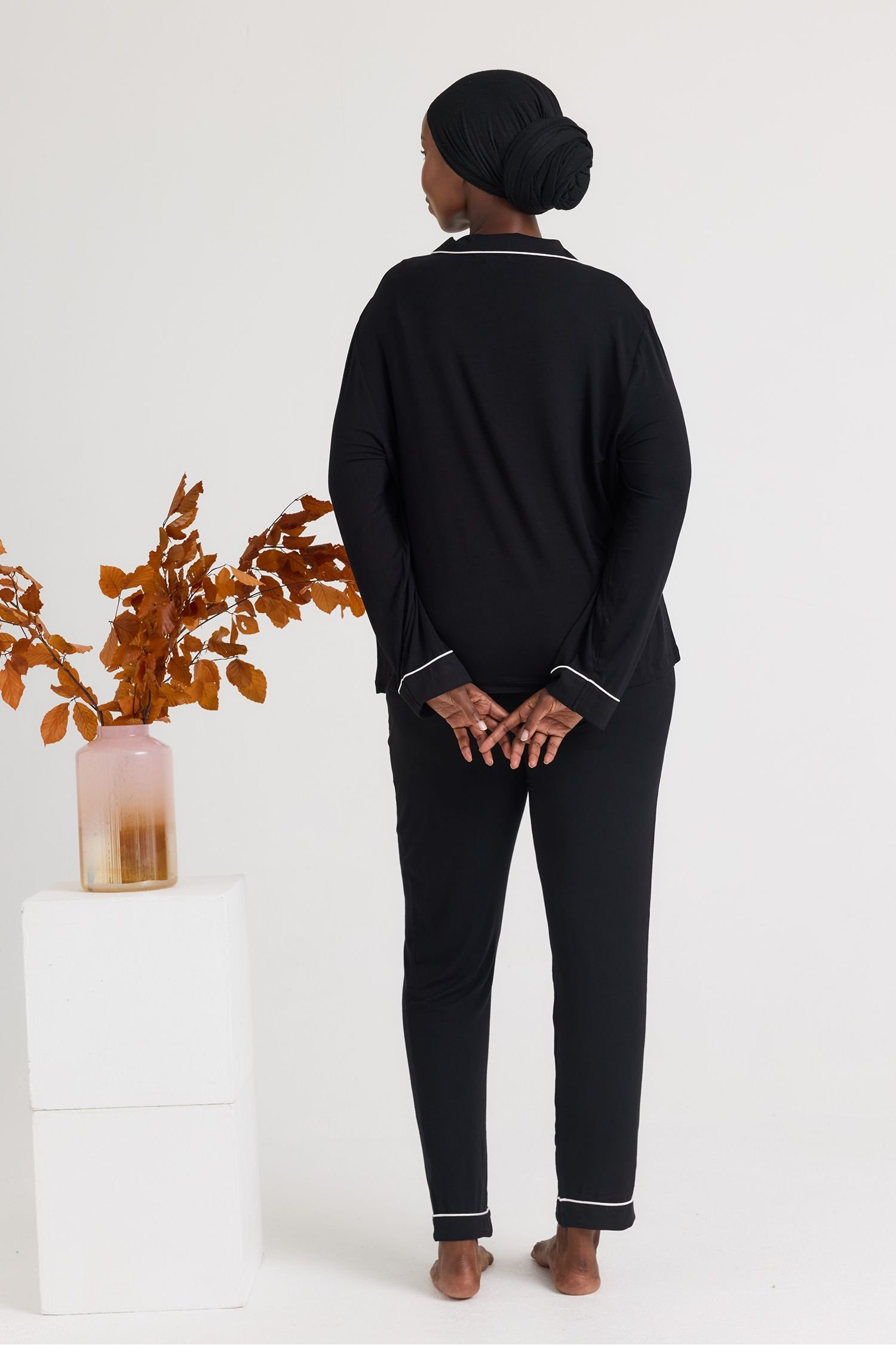 Pretty You London Pretty You London Women's Bamboo Long Pyjama Set in Black - 3