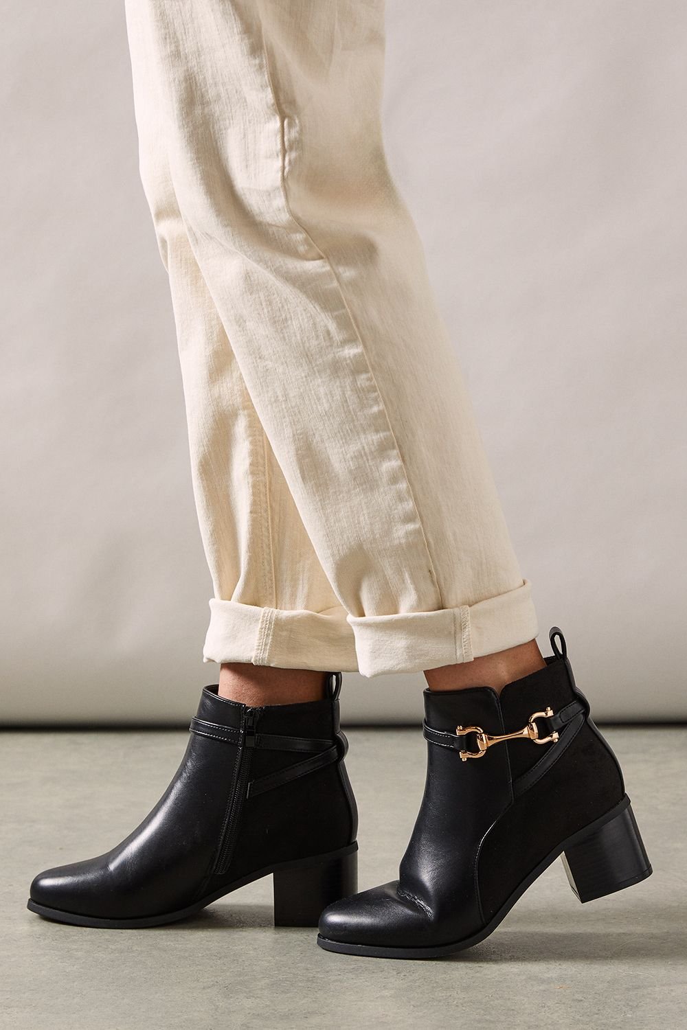 Wallis Wallis Women's Wide Fit Antonia Snaffle Detail Mid Heel Ankle Boots in Black - 3