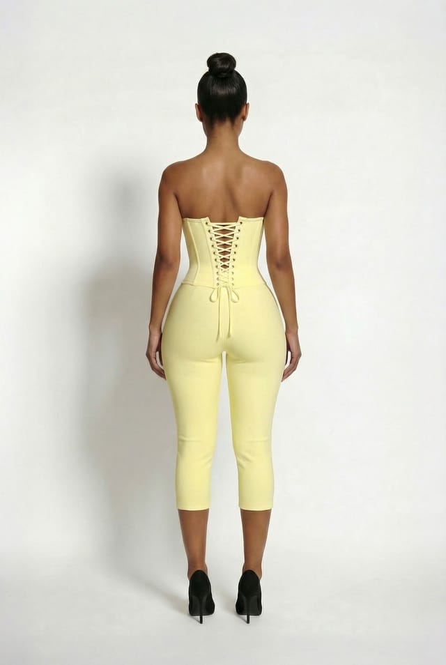 LEMONLUNAR LEMONLUNAR Women's The Yasmin Bandage Capri Pants - Yellow - 3
