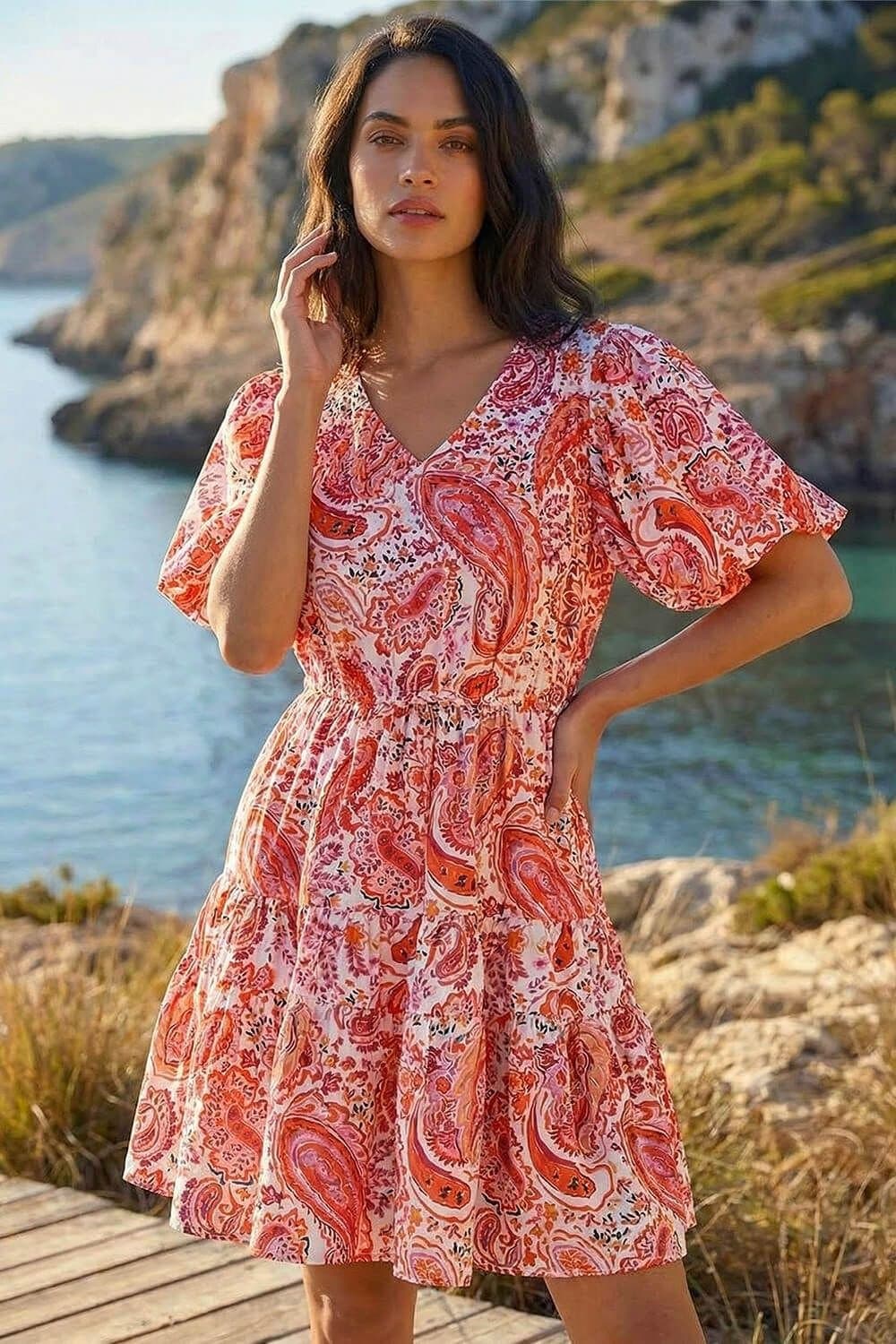 Dusk Dusk Women's Paisley Print Hotfix Dress in Red