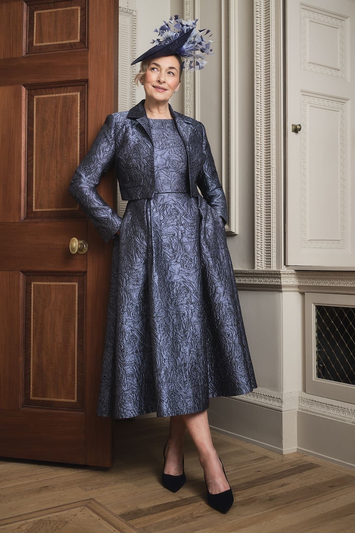 Coast Coast Women's Lisa Tan Cap Sleeve Jacquard Full Skirted Midi Dress in Slate