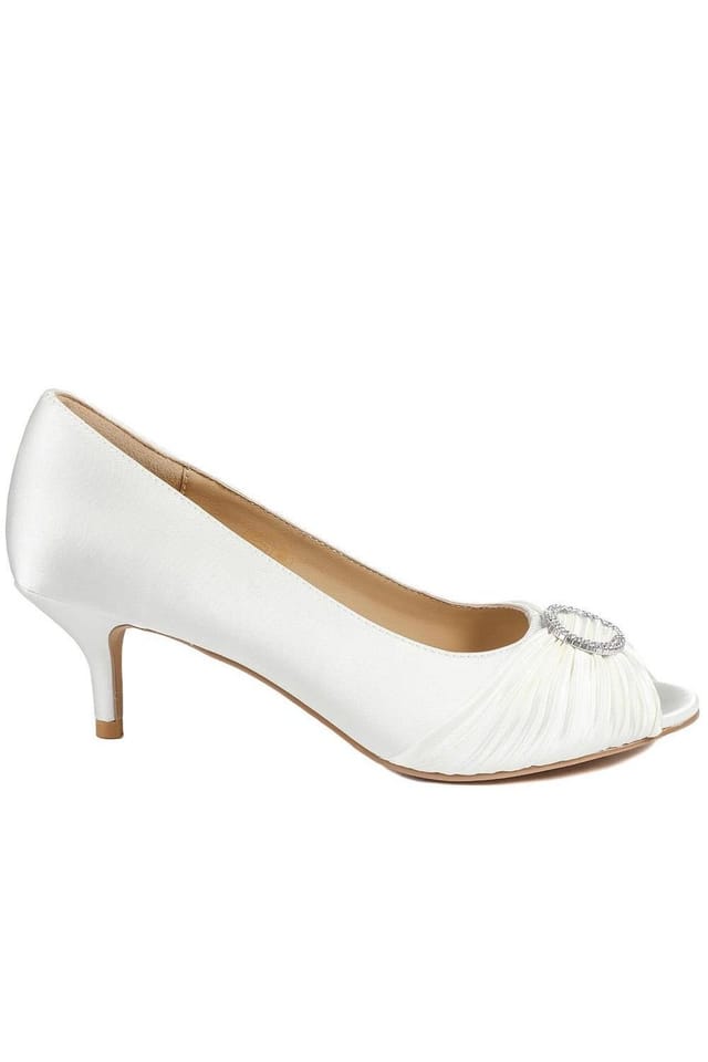 Jones Bootmaker Jones Bootmaker Women's Zephira Elegant Stiletto Heel Court Shoes in Ivory - 2