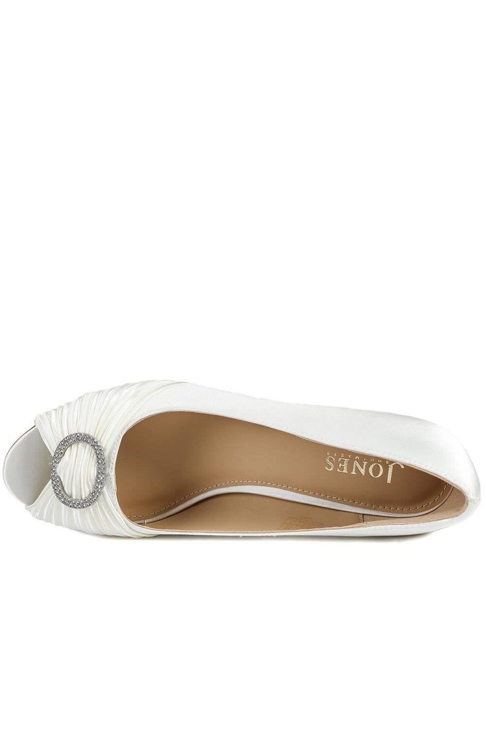 Jones Bootmaker Jones Bootmaker Women's Zephira Elegant Stiletto Heel Court Shoes in Ivory - 4