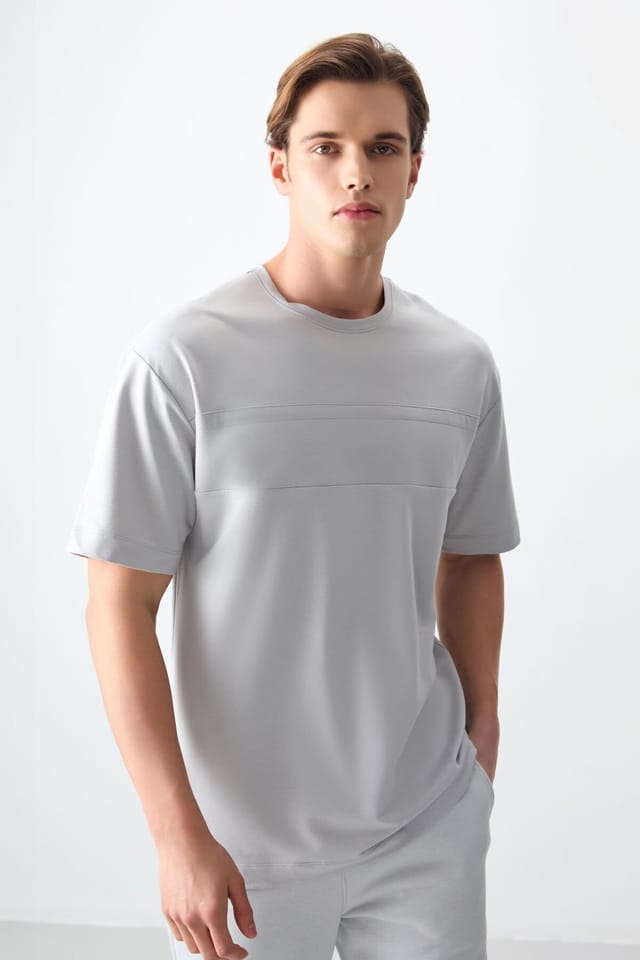 Tommy Life Tommy Life Men's Oversized Crew Neck T-Shirt in Light Grey - 3