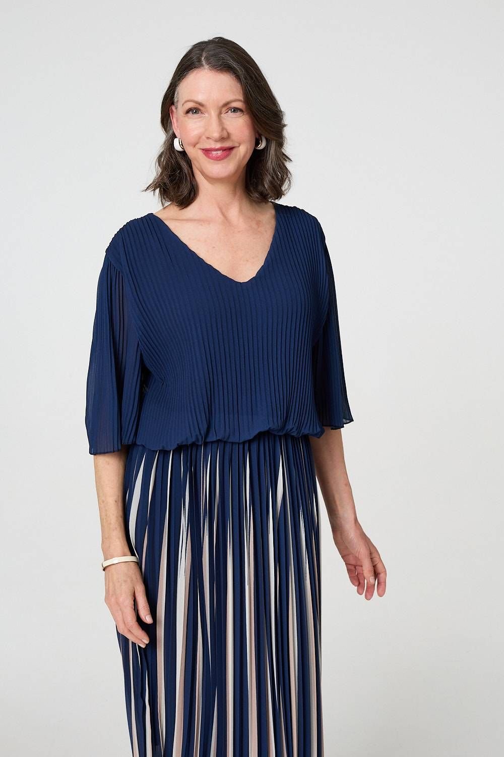 Izabel London Izabel London Women's Striped Pleat 1/2 Sleeve Midi Dress in Blue - 4