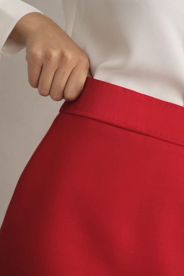 Hobbs London Hobbs London Women's Nessie High Waisted Tailored Mini Skirt in Red - 3