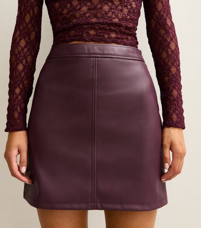 New Look Women's Tall Burgundy Faux Leather A-Line Mini Skirt New Look - 3