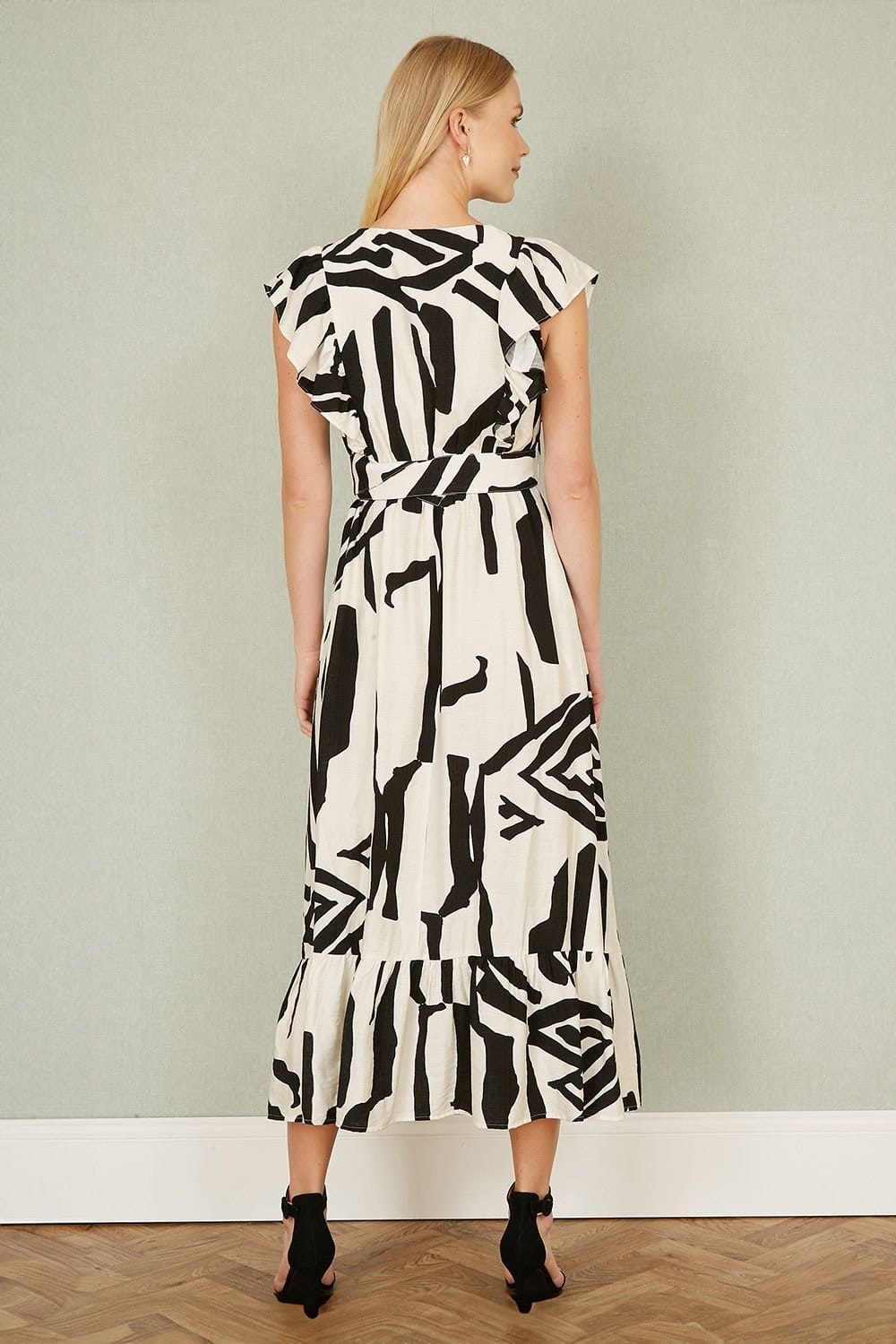 Yumi Yumi Women's Ivory Abstract Print Viscose Midi Dress With Matching Belt in Beige - 4