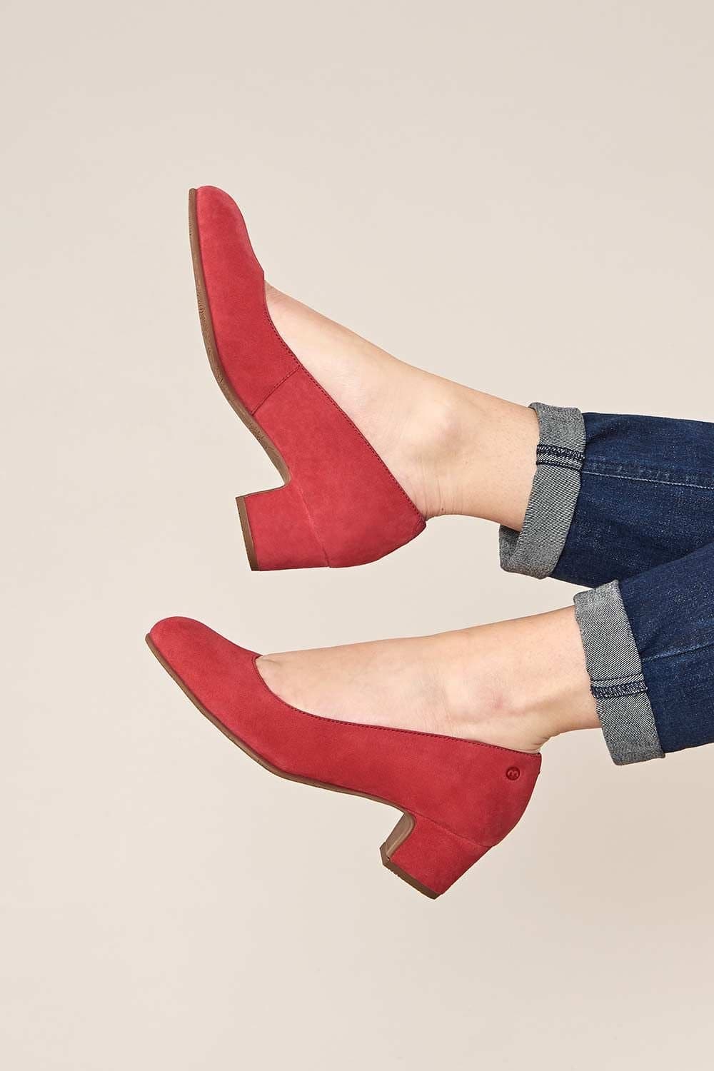 Moshulu Moshulu Women's 'Keel Suede' Court Shoes in Pink