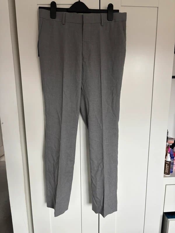 New Look Men’s smart trousers