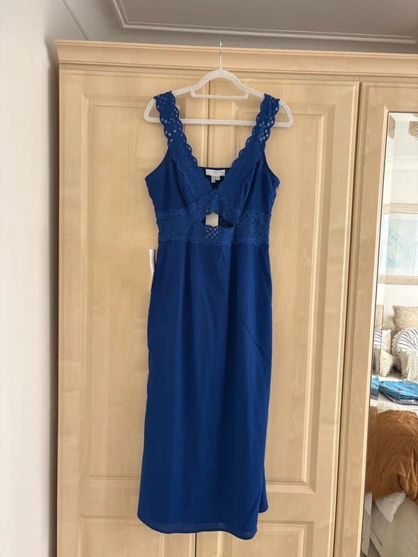 Never Fully Dressed Never fully dressed blue petite size 12 dress