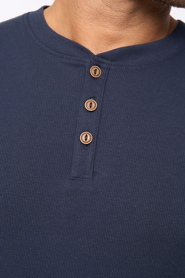 Bewley&Ritch Bewley&Ritch Men's Emberton Ribbed Cotton Stretch Henley Button Neck T-Shirt in Navy - 2