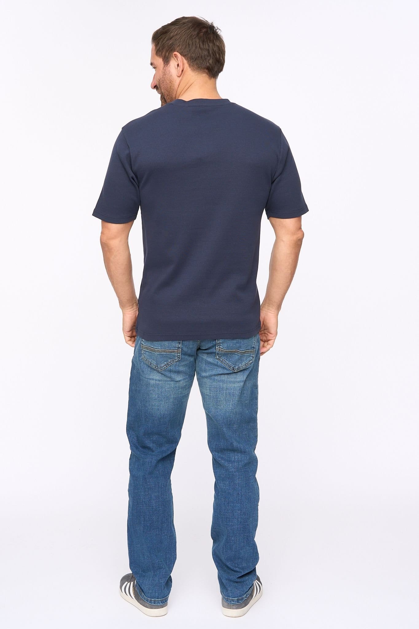 Bewley&Ritch Bewley&Ritch Men's Emberton Ribbed Cotton Stretch Henley Button Neck T-Shirt in Navy - 4