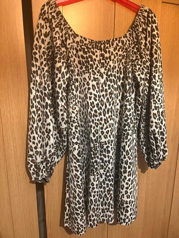 ASOS Design ASOS Design leopard print off shoulder midi dress - UK10