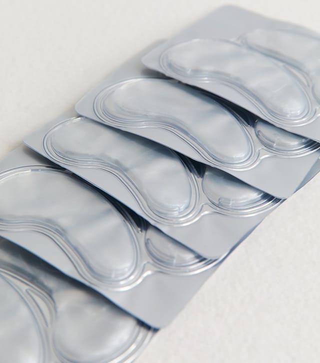 Danielle Creations Pack of 5 Grey  Hydrogel Retinol Under Eye Masks Danielle New Look - 2