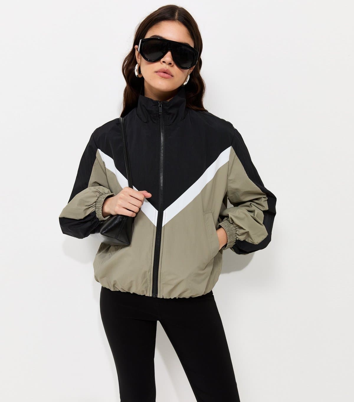 New Look Women's Black Colour Block Zip Up Funnel Neck Windbreaker Jacket New Look