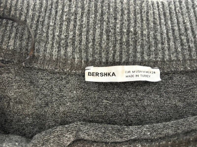 Bershka Bershka off the shoulder jumper