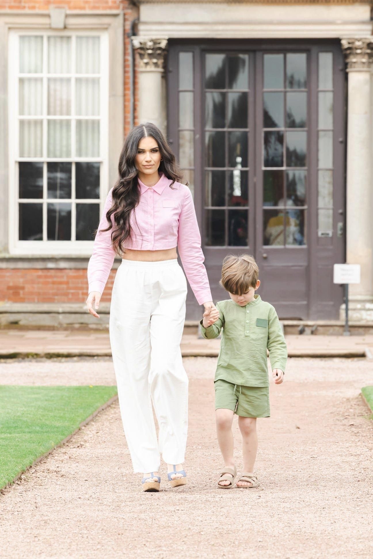 BALOU BALOU Women's Long Sleeve Cropped Linen Shirt in Pink - 3