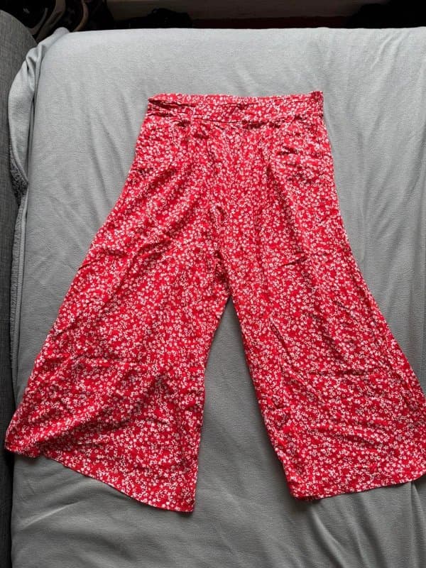 New Look Wide leg cropped trousers