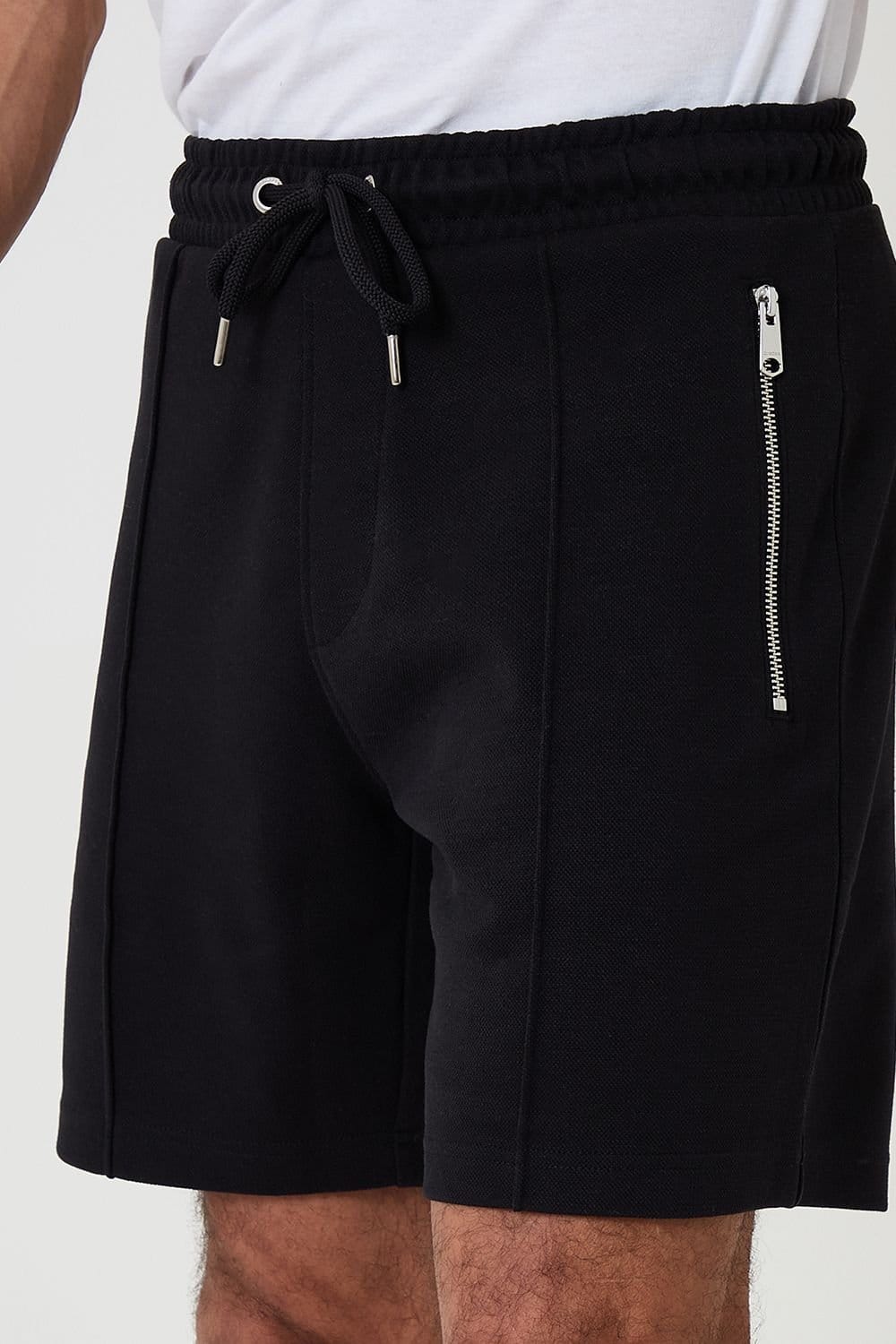 Threadbare Threadbare Men's Pique Pleated Sweat Shorts in Black - 4