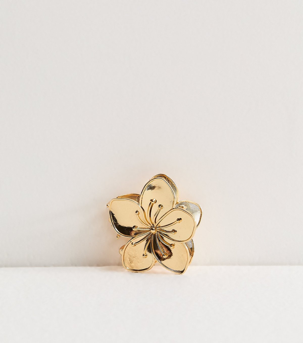 New Look Gold Tone Metal Flower Hair Claw Clip New Look - 2