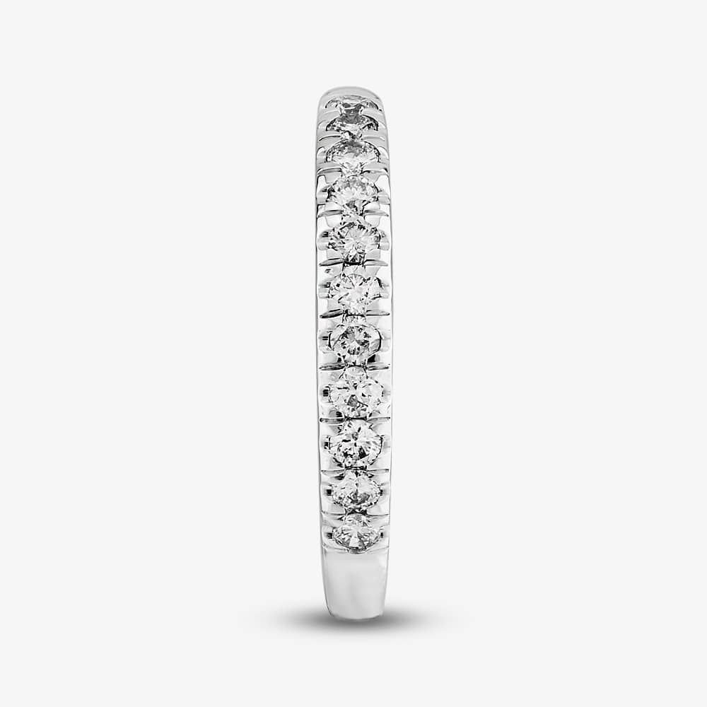 T.H.Baker T.H.Baker Women's 18ct White Gold 1.00ct Diamond Shouldered Cushion Cluster Ring in Silver - 4