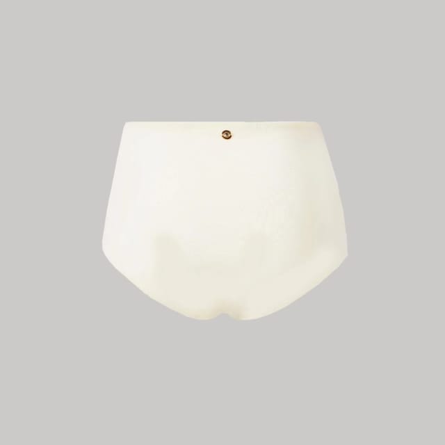 Decolet the Label Decolet the Label Women's Lily High-Waisted Bottoms in Seashell in Cream - 2