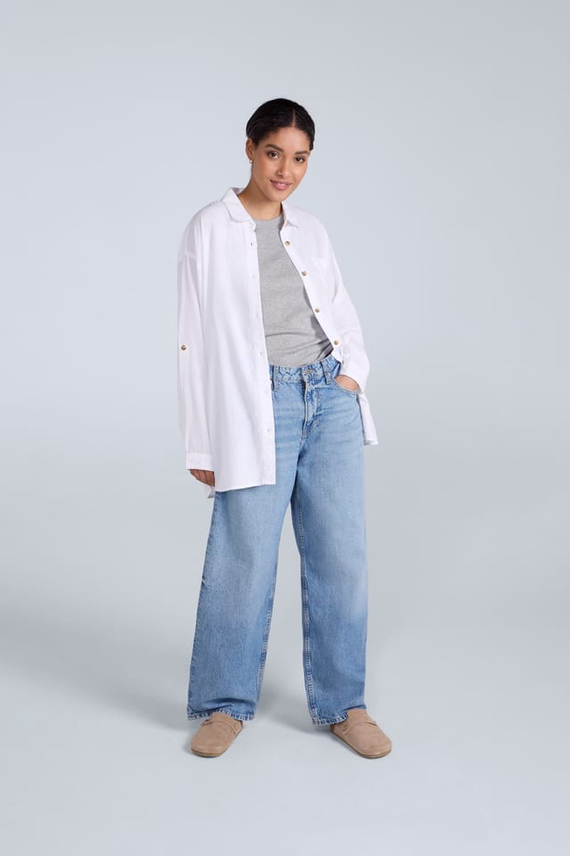 Animal Animal Women's 'Seya' Roll Up Sleeves Summer Beach Shirt in White - 2
