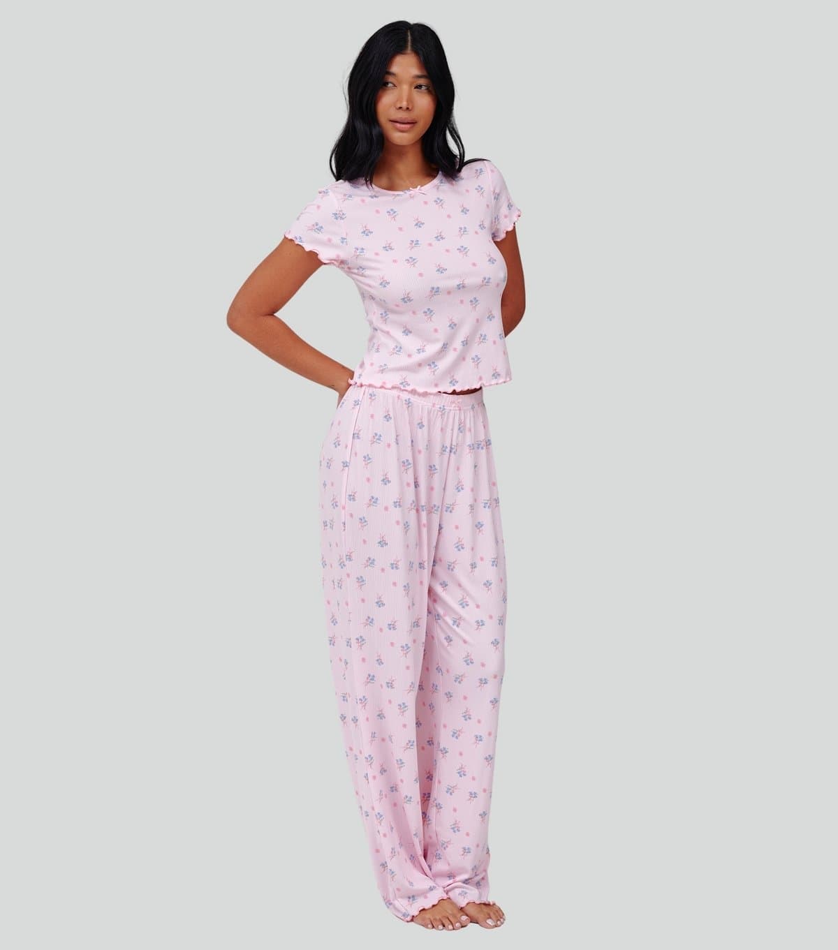 Loungeable Women's Pink Floral T-Shirt And Trousers Pyjama Set Loungeable New Look